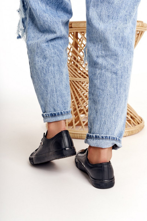 Zapatillas de piel para mujer. Big Star de color negro V274871