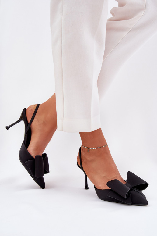 Zapatos de tacón alto negros con talón abierto y lazo Eklevia