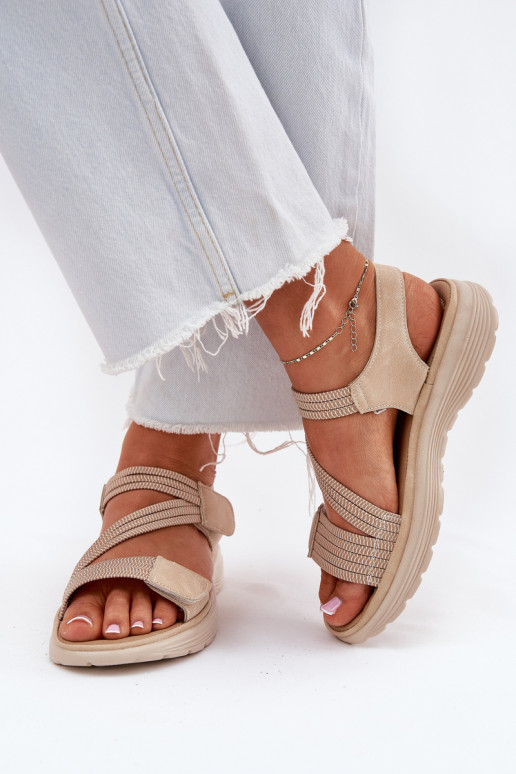 Femenino Sandalias cómodas con sujetadores adhesivos beige Hallriva