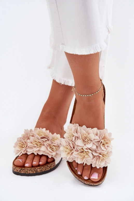 zapatillas de mujer Sobre suela de corcho Con decoracionesi con motivos floraleskami beige Seleneza