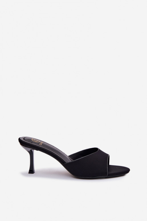 Zapatillas de mujer con tacones finos negras Selmira