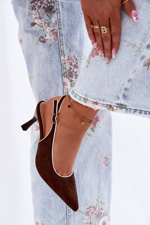 Sandalias de mujer con tacones finos en color chocolate Relmira