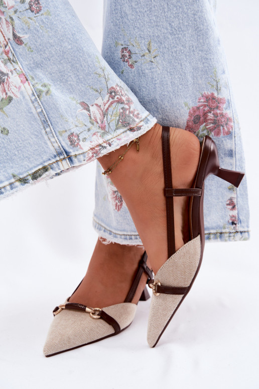 Sandalias de mujer con tacones puntiagudos en color marrón arena Felessa