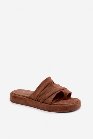 Zapatillas de mujer marrones con volantes Gelmira 2