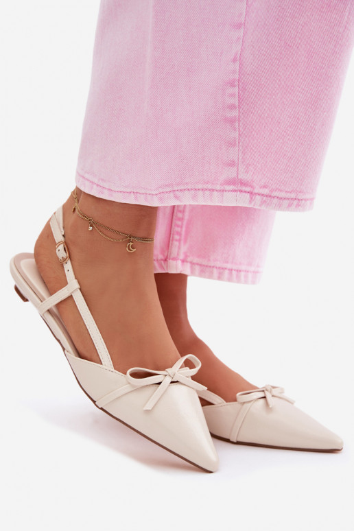 Sandalias de mujer color marfil de cuero sintético con tacón bajo Jelmera