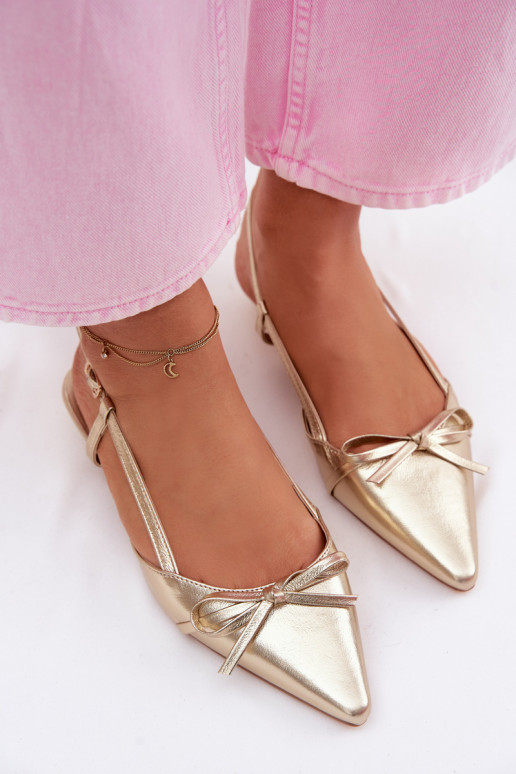 Sandalias doradas para mujer de cuero sintético con tacón bajo Jelmera