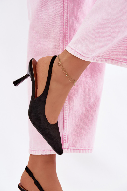 Sandalias de mujer con tacones finosImitacji de gamuzau de color negro Saria