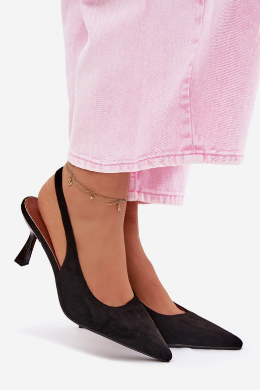 Sandalias de mujer con tacones finosImitacji de gamuzau de color negro Saria