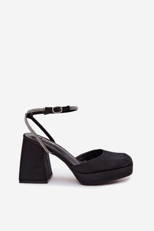 Sandalias negras en tacones gruesos con tachuelas brillantes Seraphina