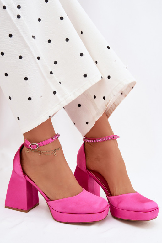 Sandalias rosas con tacón y acabado satinado Calistae