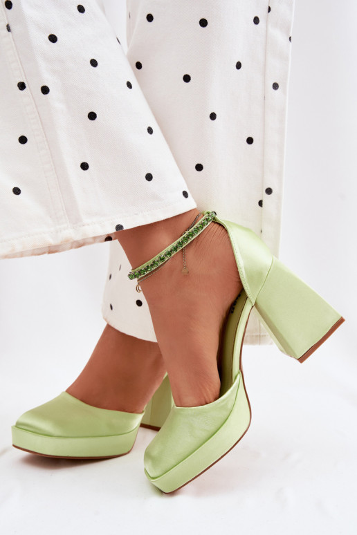 sandalias con taconesSatynoAym ENykończeniem color verde Calistae
