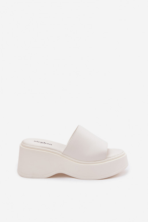 Zapatillas blancas con plataforma Virelia