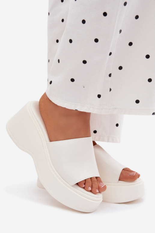 Zapatillas blancas con plataforma Virelia