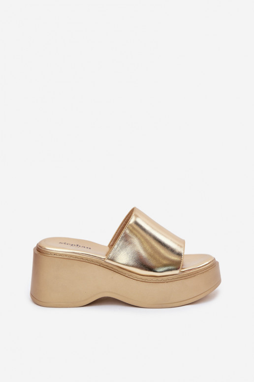 Zapatillas doradas con plataforma Virelia
