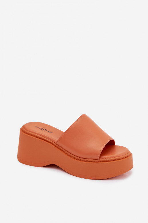 zapatillas de mujer con una plataforma color naranja Virelia