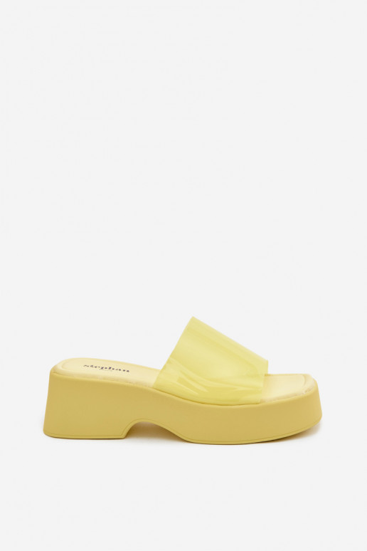 zapatillas de mujer con una plataformaTransparentnym Tirasem color amarillo Selestia