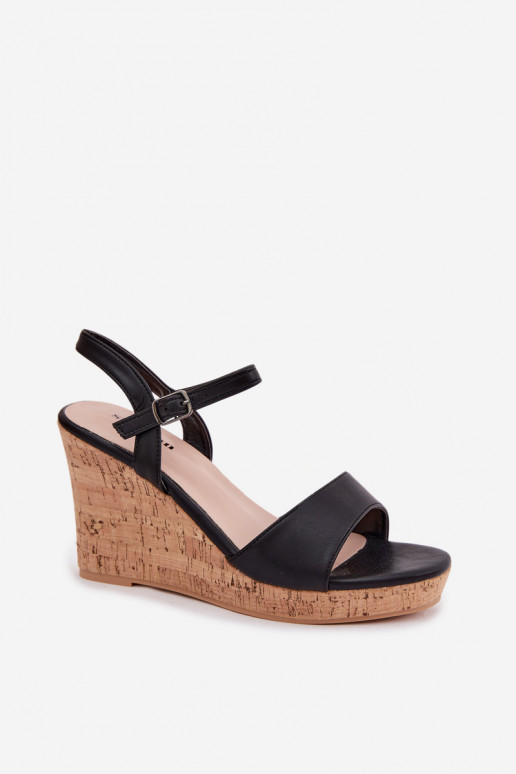 Sandalias de mujer con una plataforma de color negro Clarabella