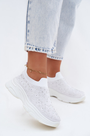  Un modelo convincente zapatillas Femenino Con decoración el color blanco Melorae 2