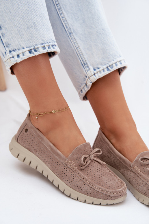 Mocasines de ante sintético color arena para mujer con lazos Vinceza 95401