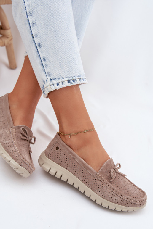 Mocasines de ante sintético color arena para mujer con lazos Vinceza 95401