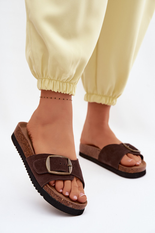 Zapatillas de ante color chocolate para mujer con hebillas Emiline