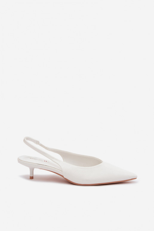 Sandalias lacadas para mujer.Imitacji Skóry con tacones el color blanco Averelle