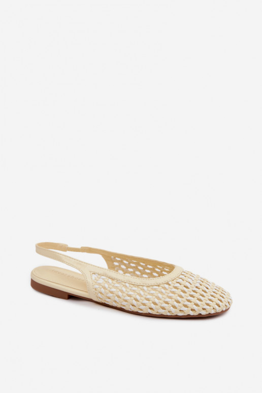Sandalias de mujer amarillas con elementos recortados Selviora