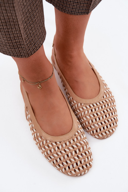 Sandalias de mujer marrones con elementos recortados Selviora