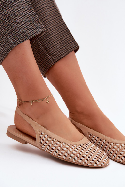 Sandalias de mujer con elementos calados color marrón Selviora