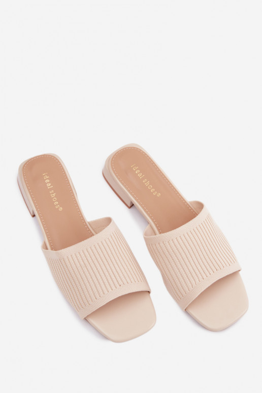 Zapatillas de mujer color marfil con tacones anchos Belissea