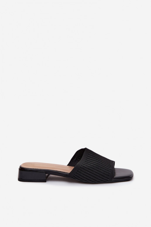 Zapatillas de mujer negras con tacones anchos Belissea