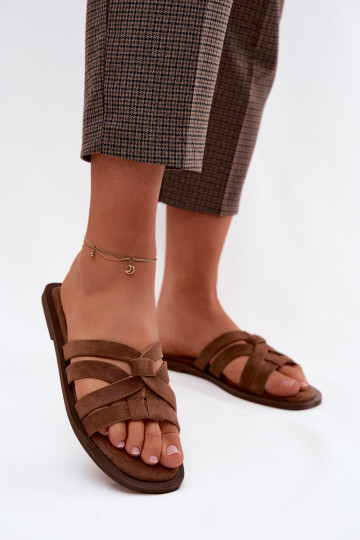 Zapatillas de mujer con tiras de ante sintético en color marrón Calvia 2