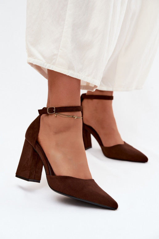 Zapatos de tacón de ante sintético en color Czekolado Selvra