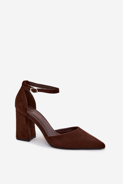 Zapatos de tacón de ante sintético en color Czekolado Selvra
