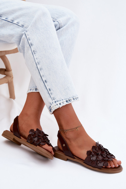 Sandalias para mujer con tacones anchos Zazoo 40468 en color chocolate