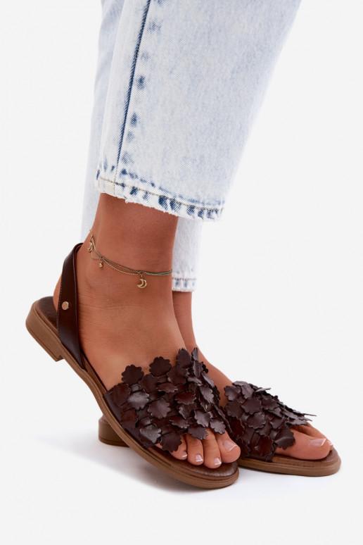 Sandalias para mujer con tacones anchos Zazoo 40468 en color chocolate