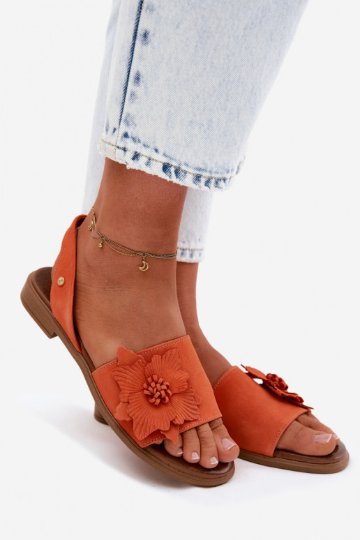 Sandalias de ante con tacones anchos y flores decorativas Zazoo 407471 en color naranja
