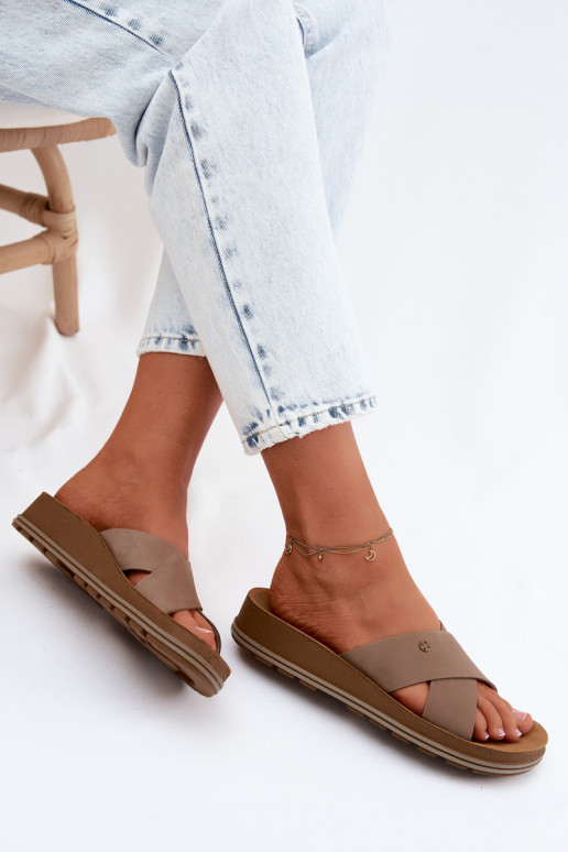 Piel Zapatillas de ante para mujer. Tiene queciejka P7504-04 beige