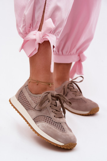 Zapatillas deportivas con elementos calados de ante sintético en color arena Gelina