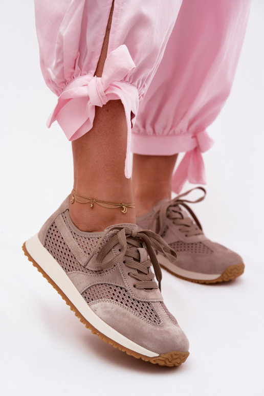 Zapatillas deportivas con elementos calados de ante sintético en color arena Gelina