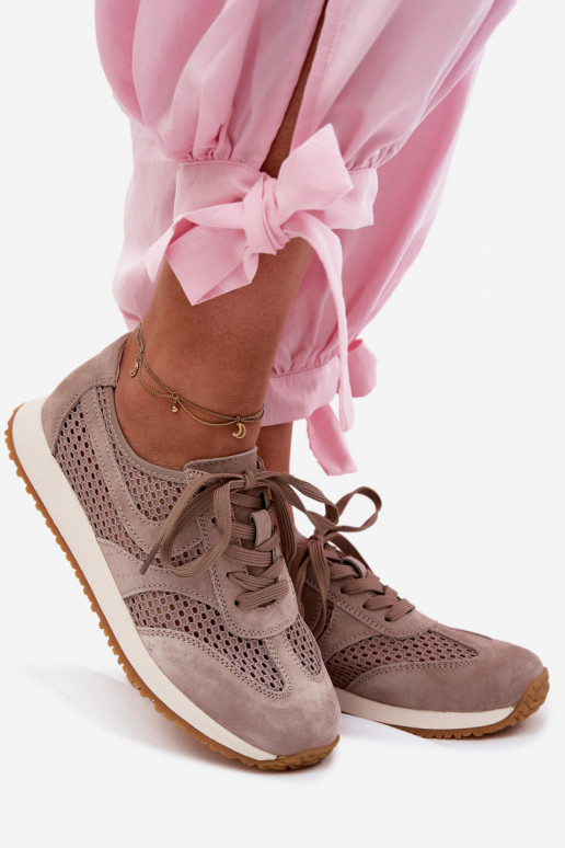 Zapatillas deportivas con elementos calados de ante sintético en color arena Gelina