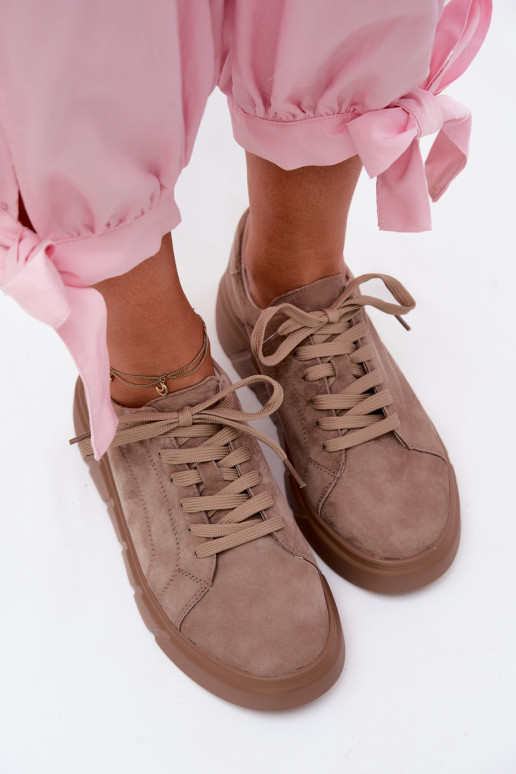 Zapatos deportivos de mujer en plataforma de ante sintético en color arena Danida