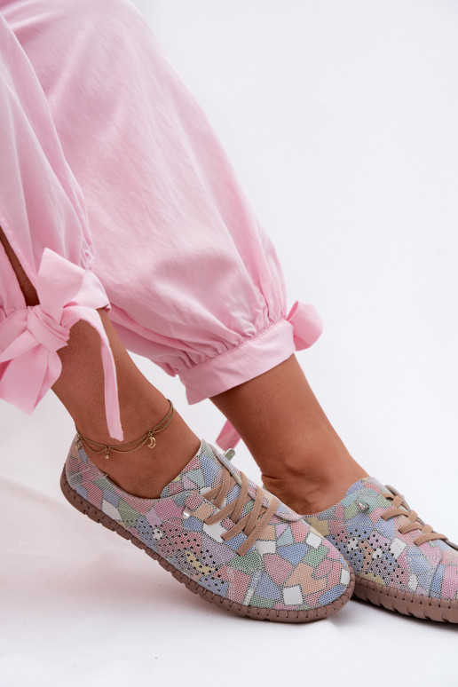 Estampado con elementos calados zapatos FemeninoActivadoturalnego de gamuzau Colores diferentes Belessa