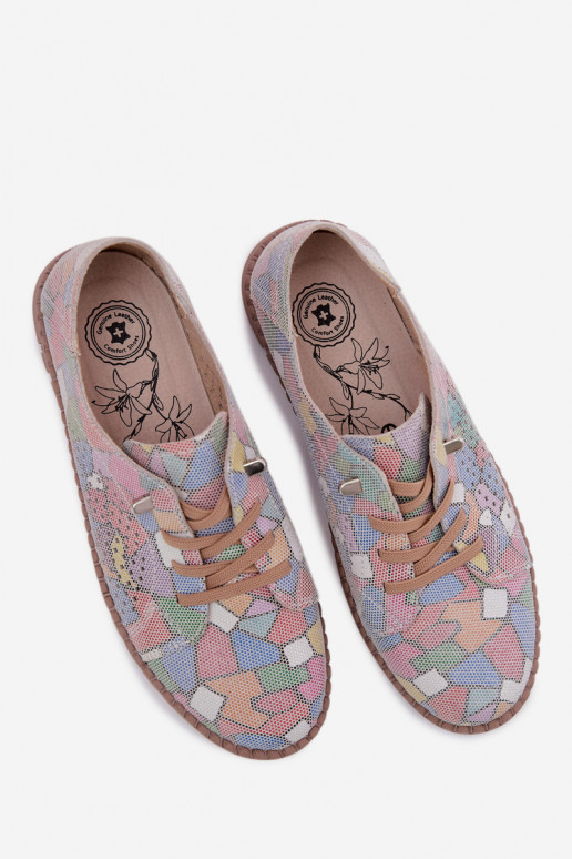 Estampado con elementos calados zapatos FemeninoActivadoturalnego de gamuzau Colores diferentes Belessa