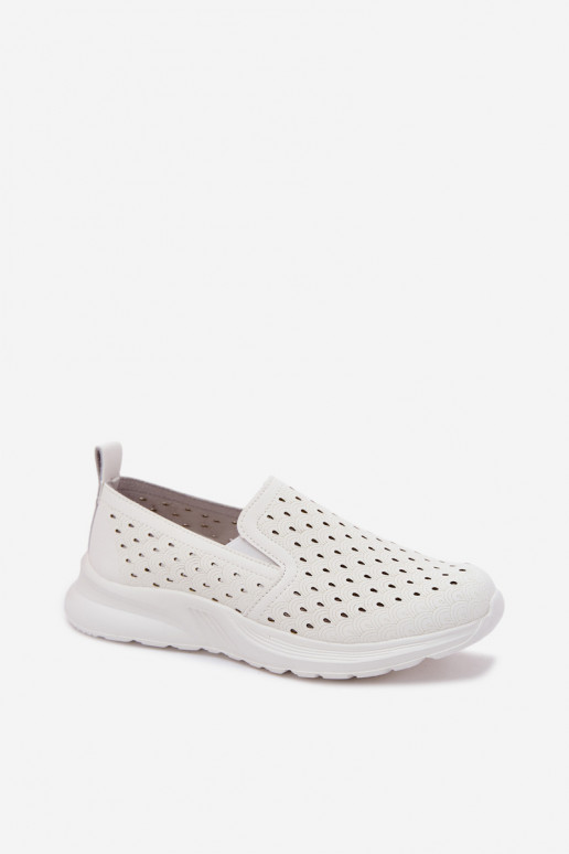 Zapatos slip-on con elementos calados de cuero sintético en color blanco Geressa