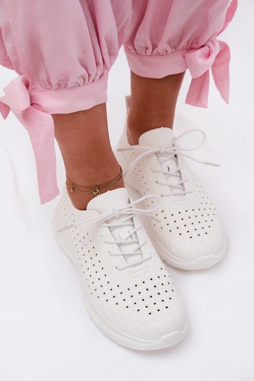 Zapatos calados Estilo deportivo Zapatillas modelo zapatos. Femenino el color blanco Heressa