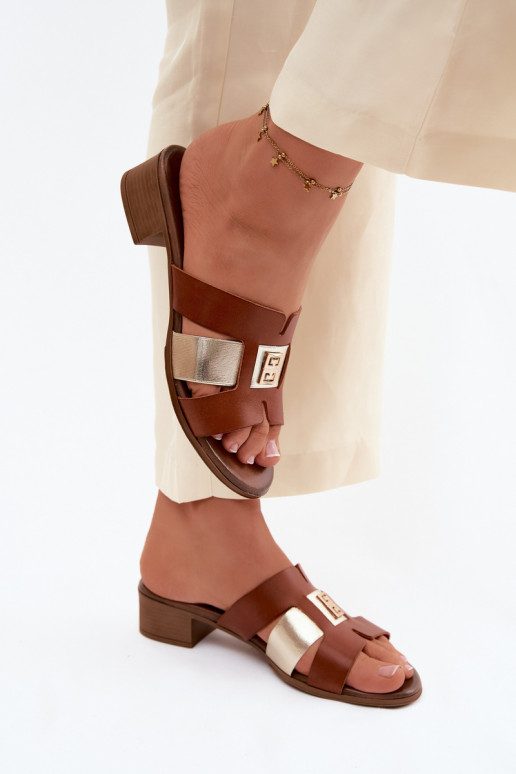 Zapatillas de cuero Femenino con tacones Zazoo 40517 color marrón