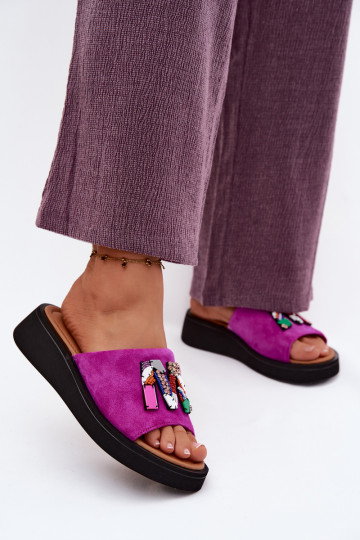 Piel Zapatillas de ante para mujer. con adornos con una plataforma Vinceza 66942 color rosa