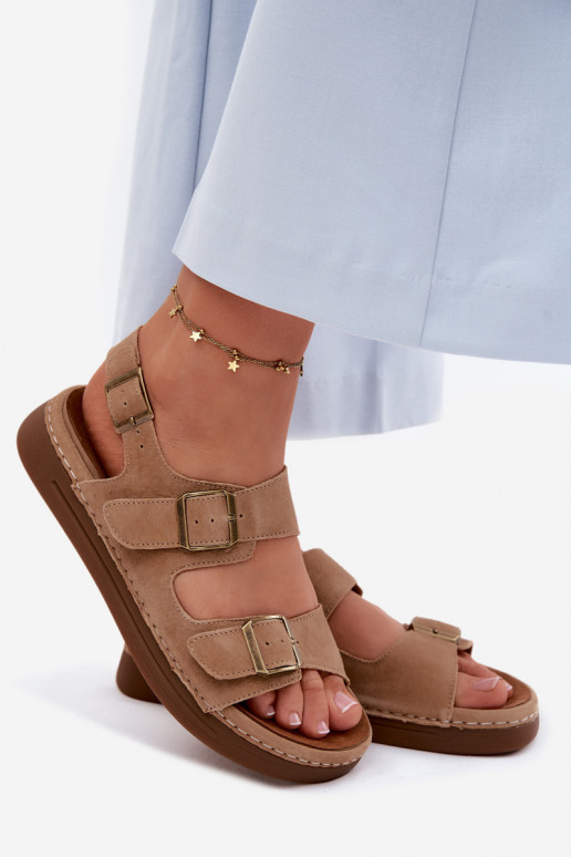 Sandalias de mujer de ante sintético con hebillas Vinceza 79620 en color marrón