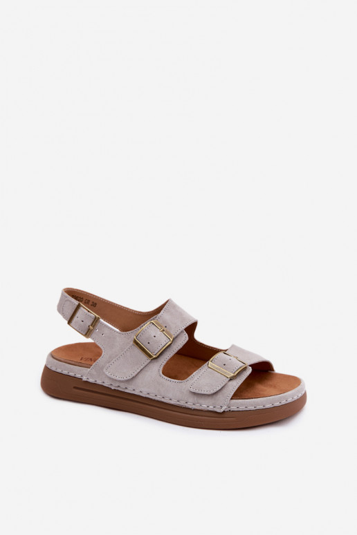 Sandalias de mujer de ante sintético gris con hebillas Vinceza 79620